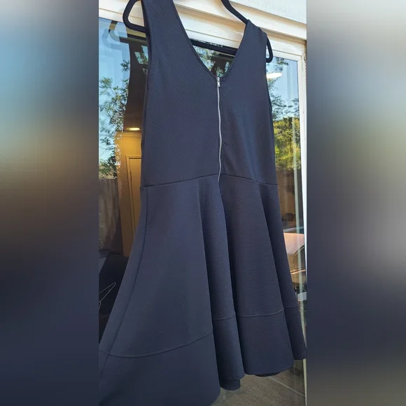 Kiki La'Rue Little Black Dress Textured Fit-and-Flare – Size 2XL - Picture 10 of 15